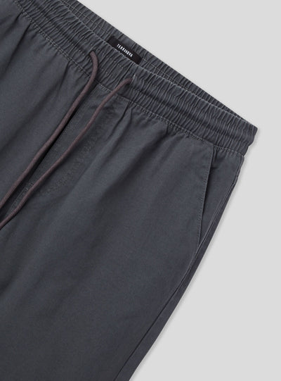 Jogger trousers with drawstring and cuffs