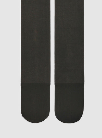 Double-layered nude effect tights