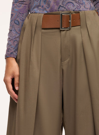 Pantaloni wide leg con cintura