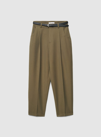 Pantaloni chino con pinces e cintura