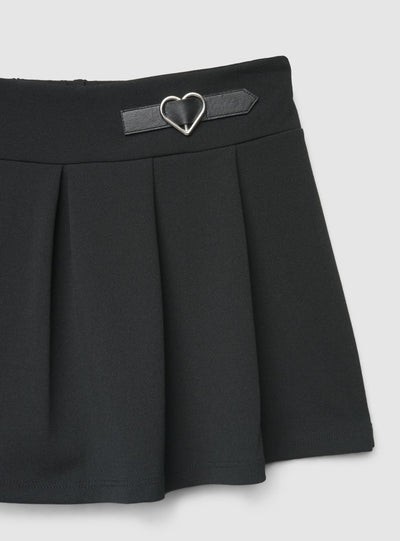 Skort with pleats and heart applique