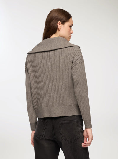 WORNG-SAB0077397001-S358-FULLBACK.jpg