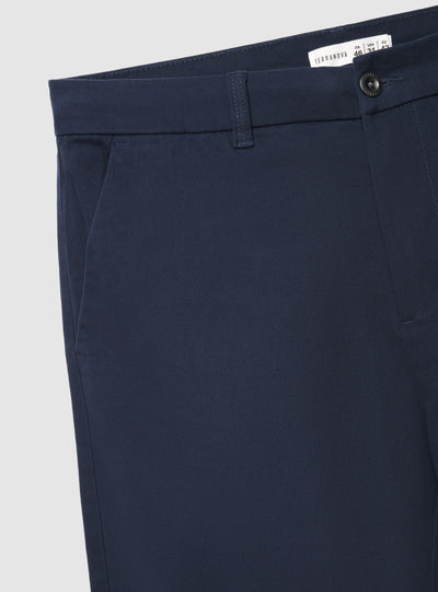 Pantaloni chino straight a tinta unita