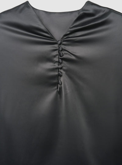 Camicia in satin con collo coreano e arriccio