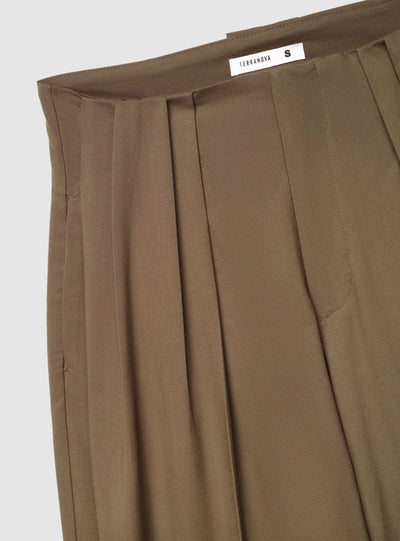 Pantaloni wide leg con cintura