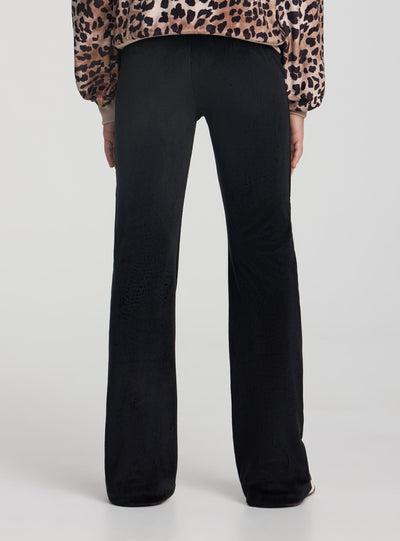 Leggings sa zvonastim nogavicama i rebrastim uzorkom