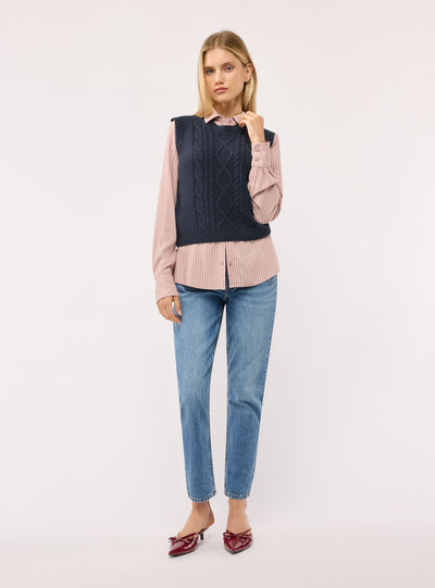 Gilet in maglia a trecce