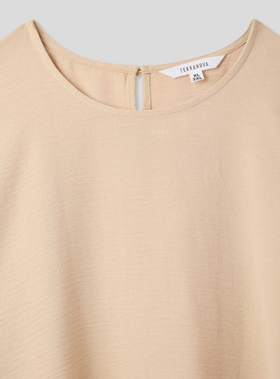 Plain short-sleeve blouse