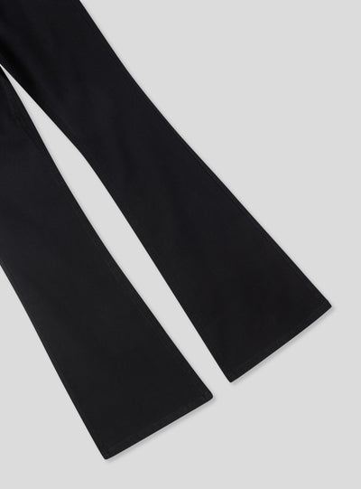 Jeans vita alta a zampa