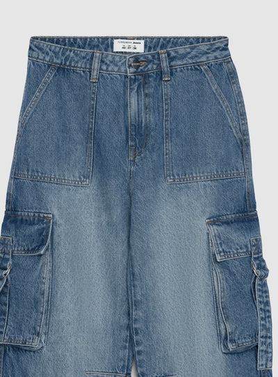 STILLG-SAB0081482001-S352-DETAIL1.jpg