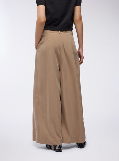 WORNG-SAB0078045001-S141-FULLBACK.jpg