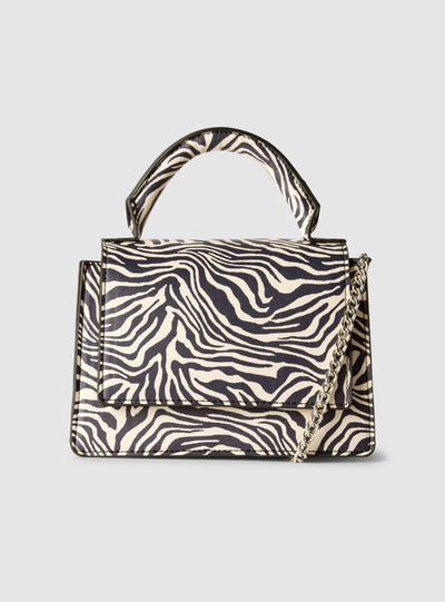 STILLG-SAC0016743001-S163.jpg