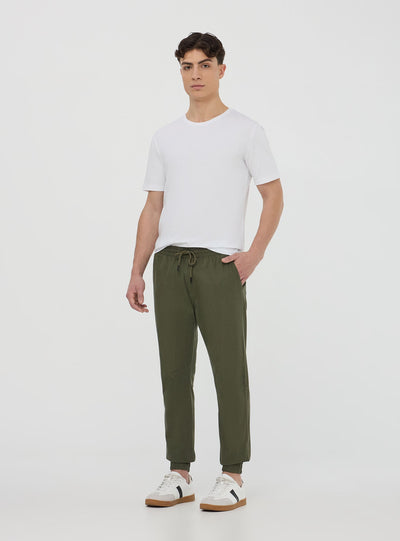 Jogger trousers with drawstring and cuffs