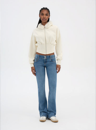 Felpa crop con zip e cappuccio bordato in pelliccia sintetica