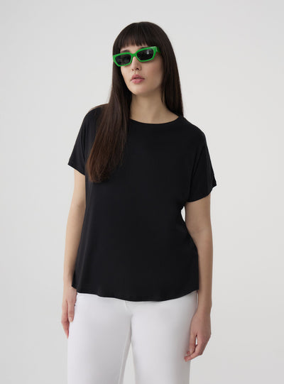 Wide plain-colour T-shirt