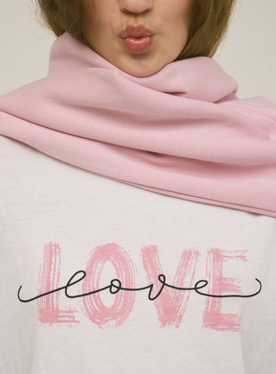 T-shirt scritta love