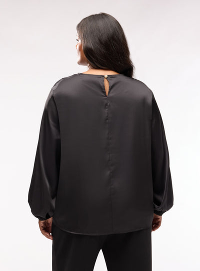 Camicia in satin con apertura a goccia