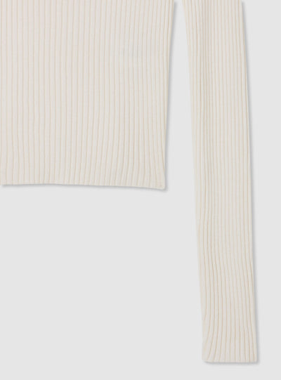 Ribbed top with boat neckline