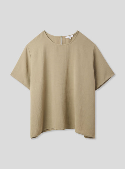 Plain short-sleeved blouse