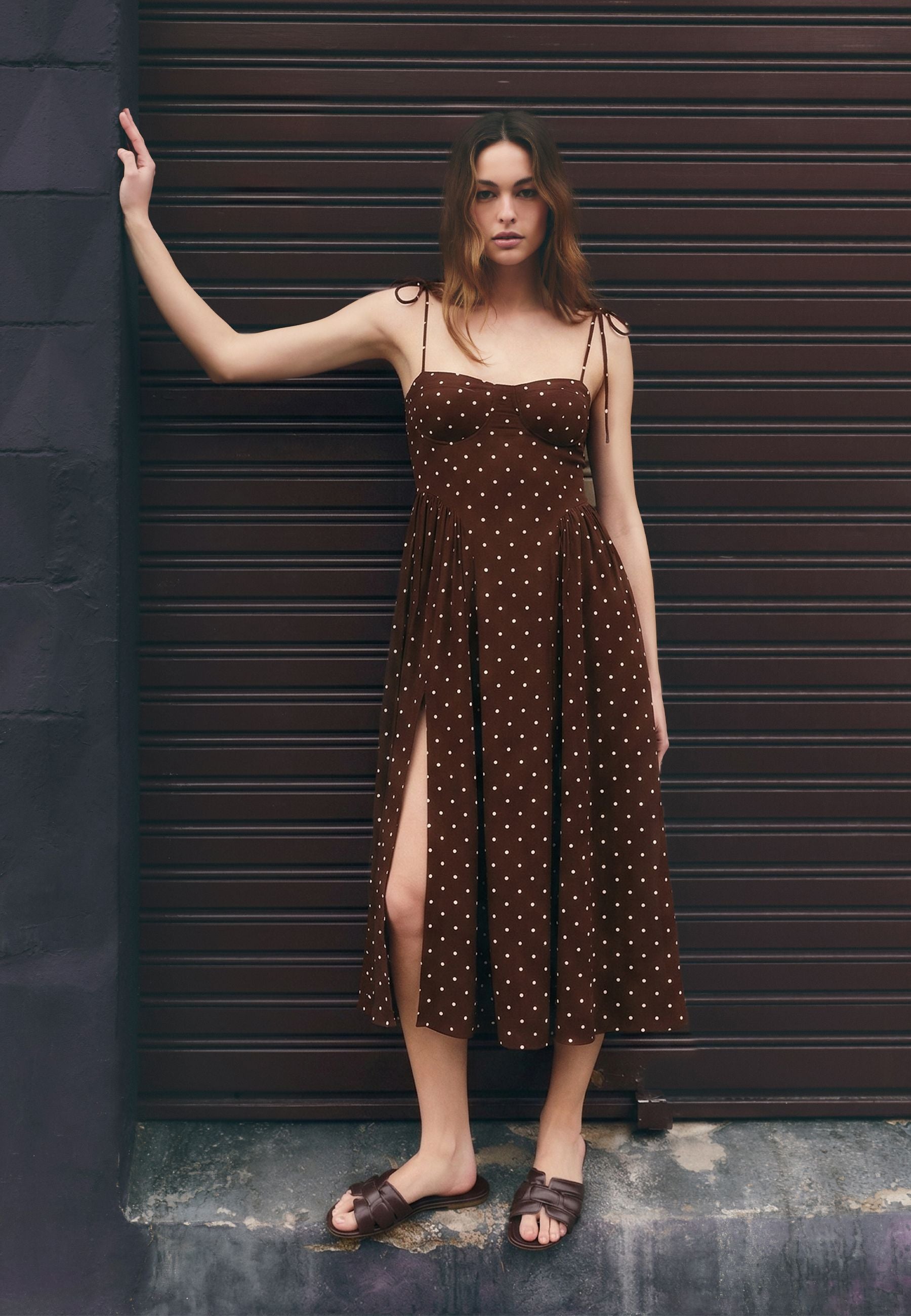 Long polka dot dress with tied straps Long polka dot dress with tied straps
