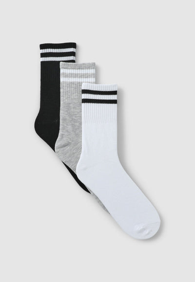 STILLG-SAC0015269001-S370.jpg
