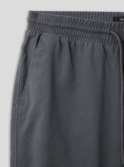 Jogger trousers with drawstring and cuffs