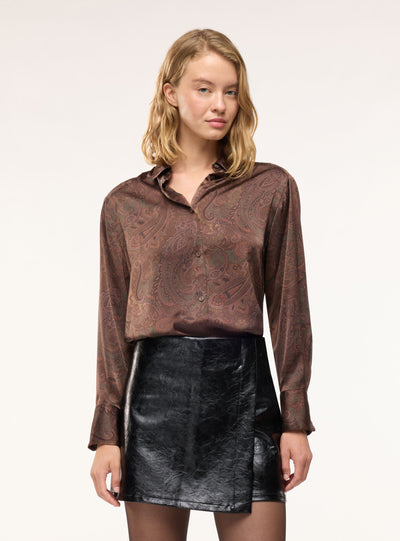 Camicia in satin con stampa paisley