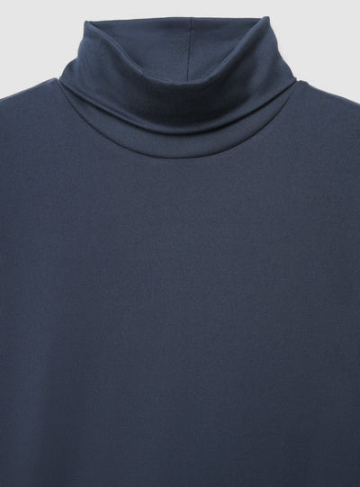 T-shirt a maniche lunghe con collo alto