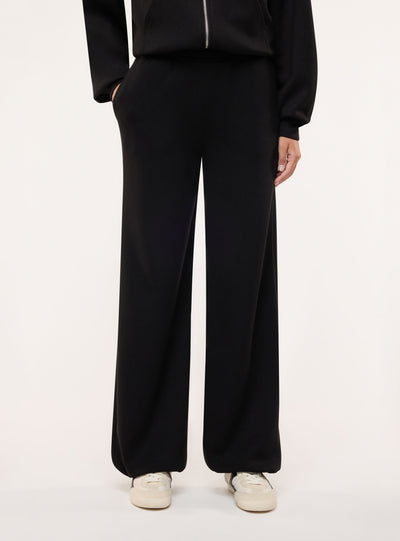 Pantaloni tuta ampi con elastico al fondo