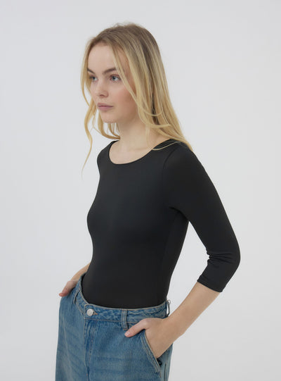Bodysuit with a wide neckline and three-quarter sleeves