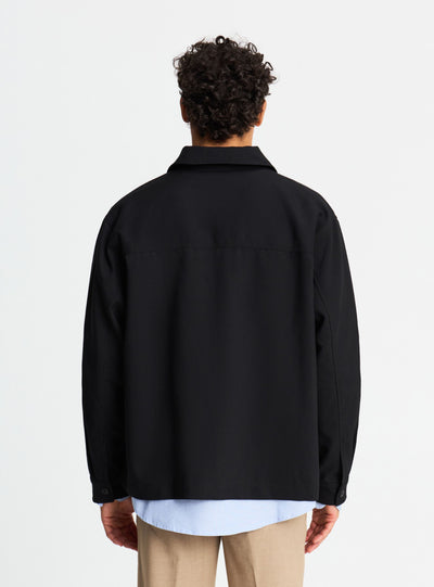 Camicia boxy tinta unita con tasche