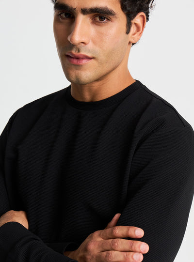 Long-sleeve crew neck plain T-shirt