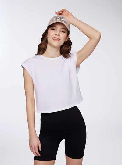 Crop T-shirt with cap sleeves