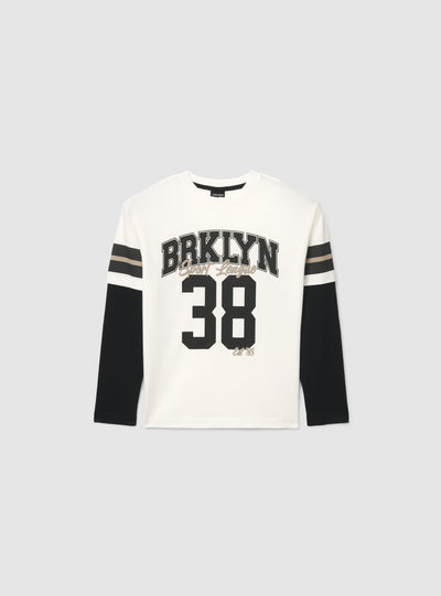 T-shirt con stampa sportiva