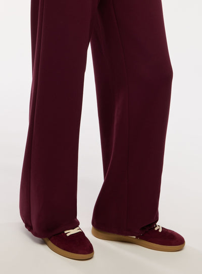 Pantaloni tuta ampi con elastico al fondo