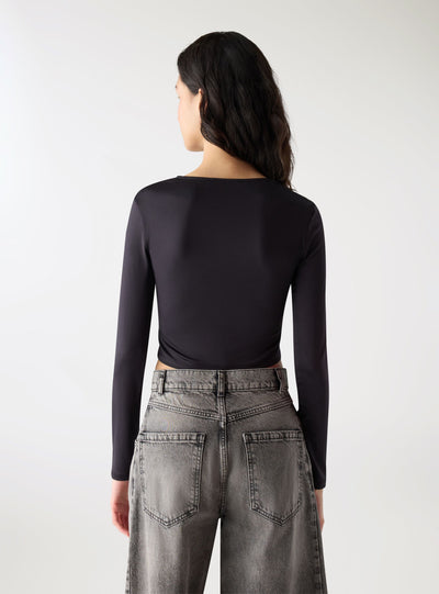 WORNG-SAB0082285001-S105-FULLBACK.jpg