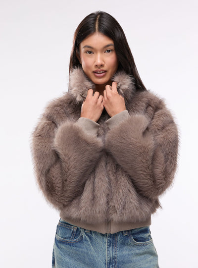 Bomber effetto pelo lungo con zip