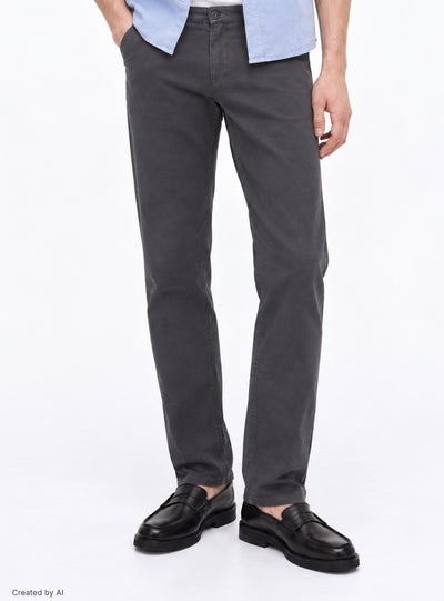 Pantaloni chino tinta unita regular