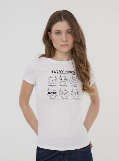 Triko slim fit me printime mace të vogla