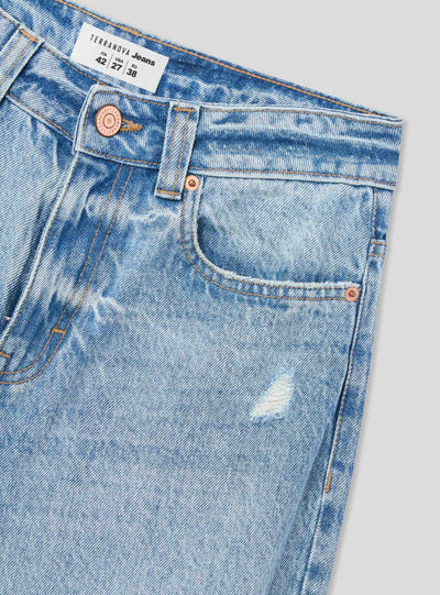 Jeans mom con strappi acid wash