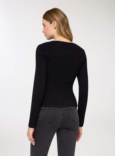 WORNG-SAB0085987001-S105-FULLBACK.jpg