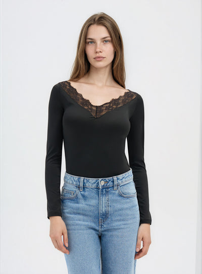 T-shirt a maniche lunghe con pizzo