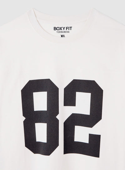 T-shirt con stampa numero e vestibilità boxy