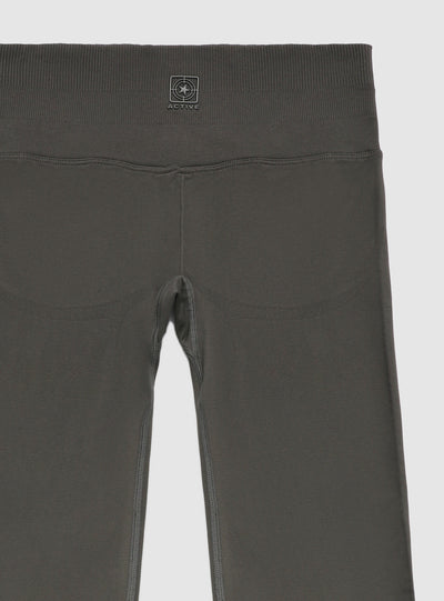 Leggings sportivi a zampa seamless
