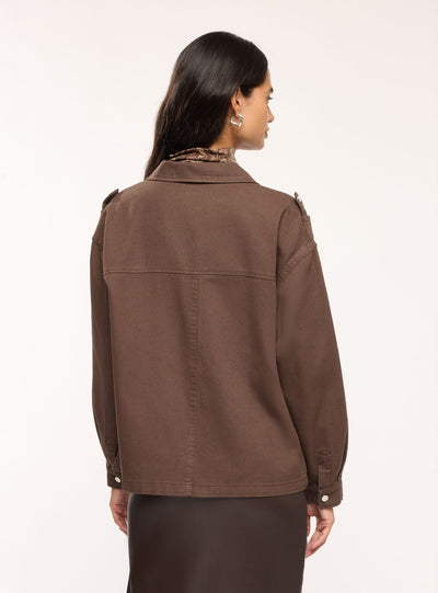 Shacket a tinta unita con tasche con patta