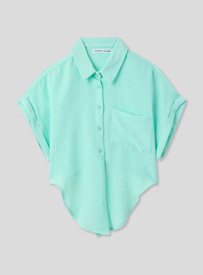 Shirt with knot and pocket