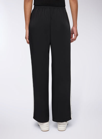 WORNG-SAB0078046001-S105-FULLBACK.jpg