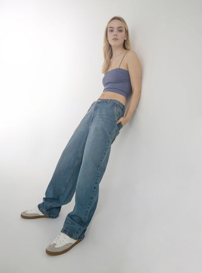 Baggy jeans with French-style pockets