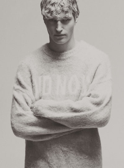 Boxy Pullover mit flauschiger Oberfläche und Schriftzug