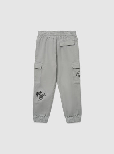 Pantaloni cargo con stampa graffiti